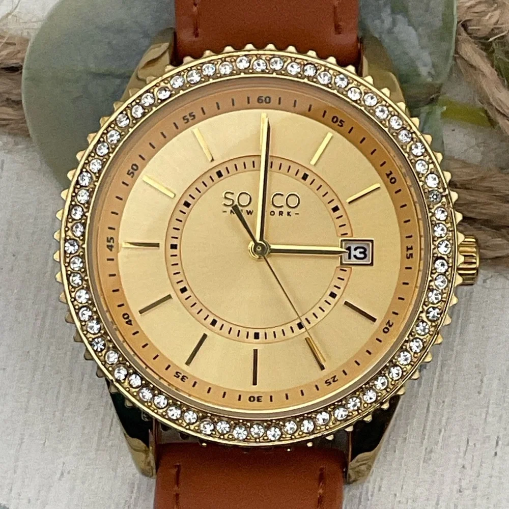 Gold Watch with Brown Leather‎ Strap
